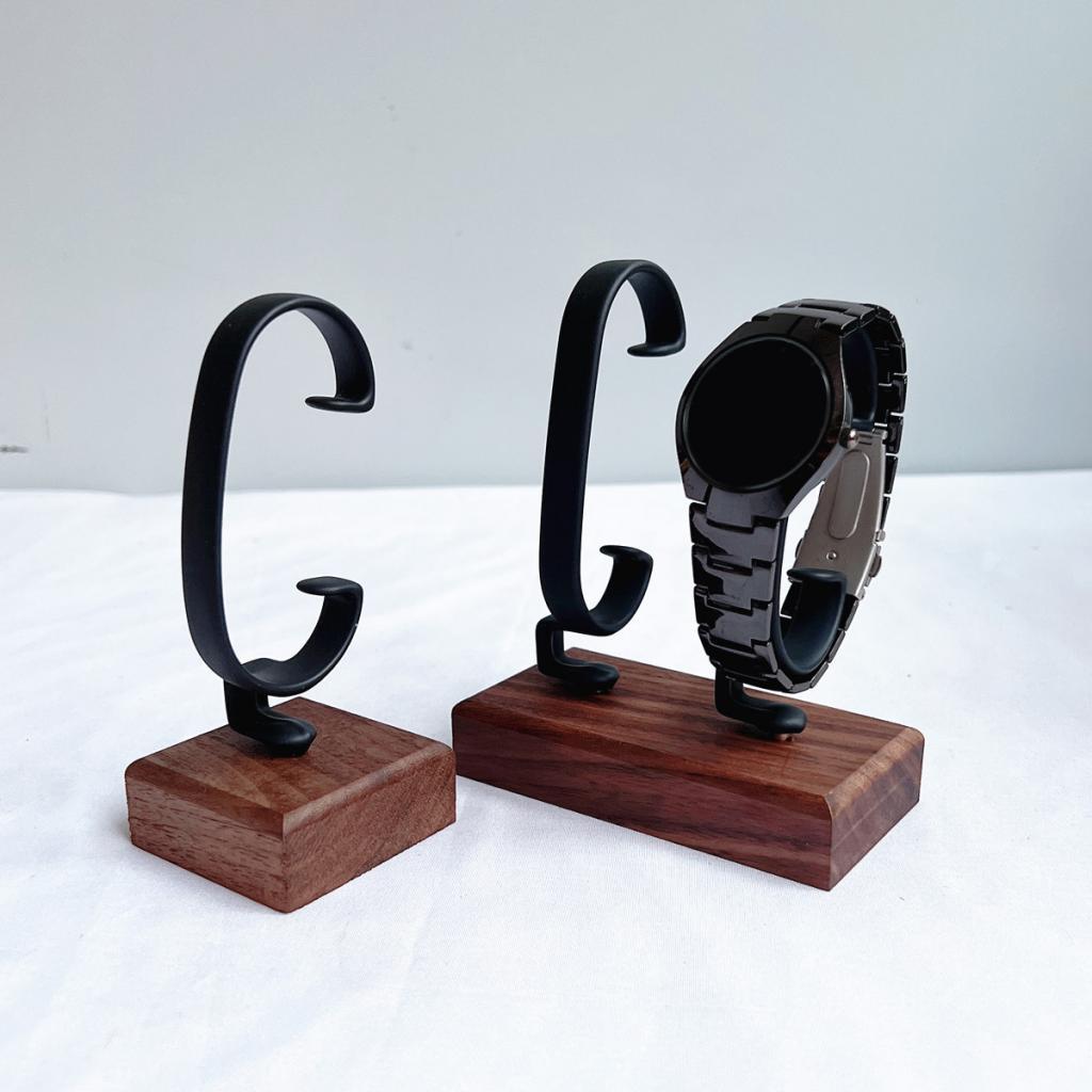 Подставка для часов C-образной – обзор и цена Jewelry Shop Watches